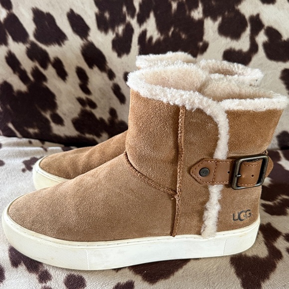 UGG Tan Suede Sherpa Ankle Boots - Picture 3 of 7